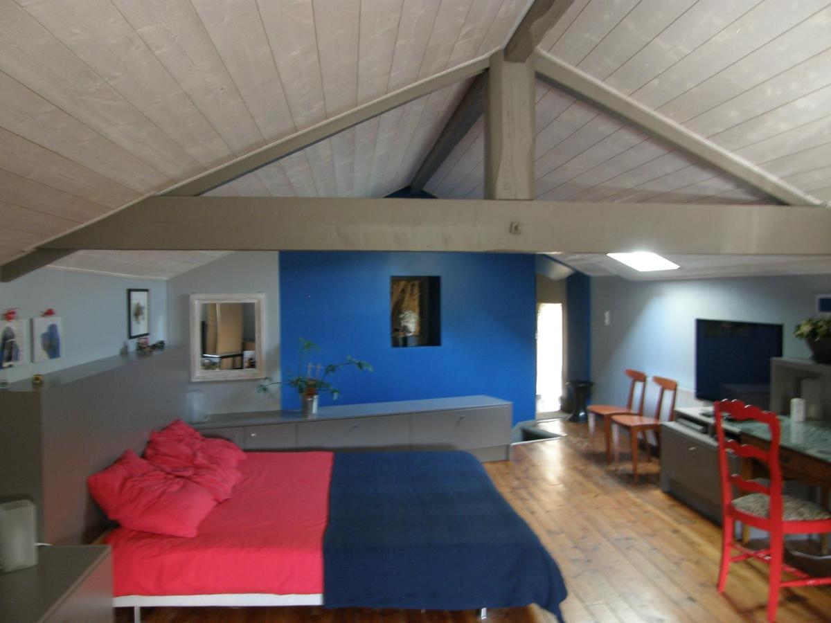 Le Logis De La Colombe Bed & Breakfast Le Puy-en-Velay Екстериор снимка